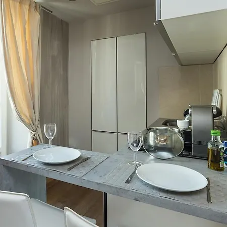 Apartment Studio Hyper-centre Rue Paradis *