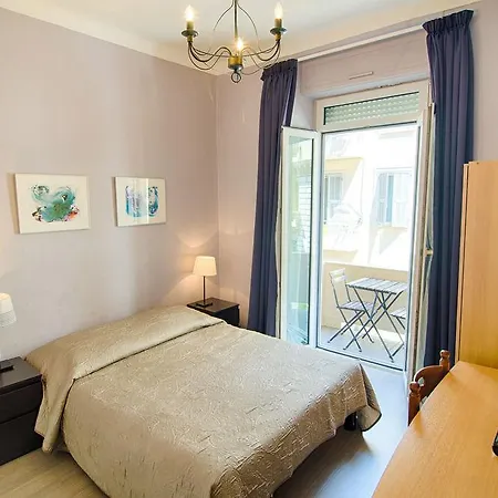 Studio Hyper-centre Rue Paradis * Nice